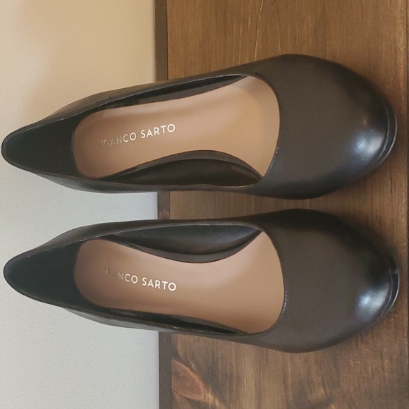 Franco Sarto Classic Black Leather  Pump - Picture 1 of 7